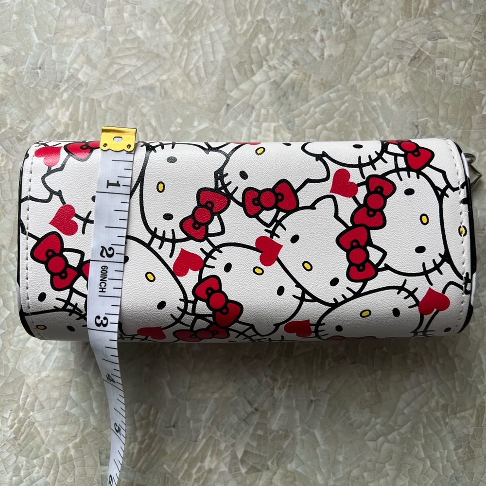 Hello Kitty Sunglasses Case - Picture 7 of 9